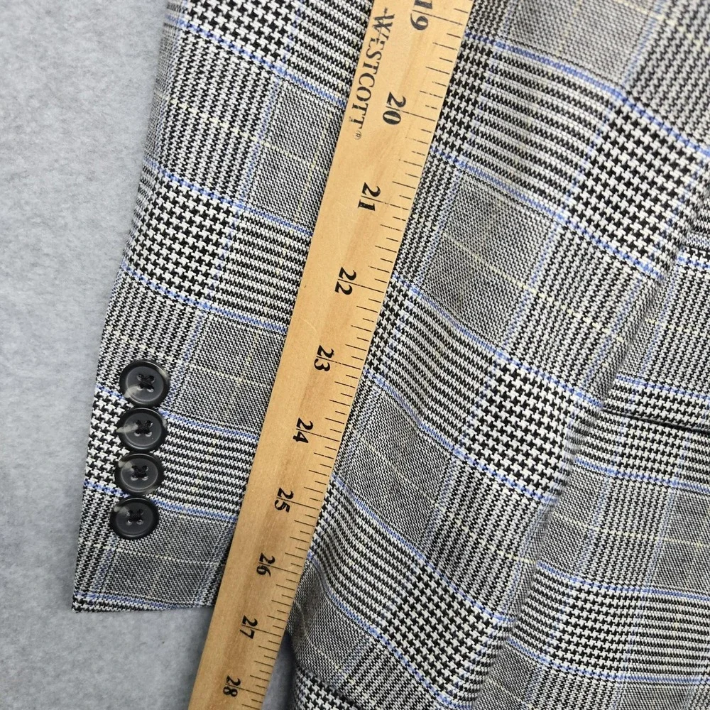 TravelSmith Blazer Mens Large Gray Plaid 2 Button Sport‎ Coat Jacket Classic Fit